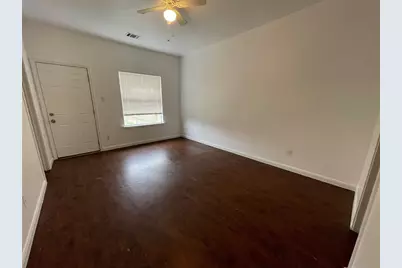 137 Marvin Cove #137, Hutto, TX 78634 - Photo 6