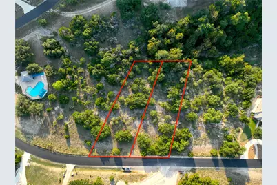 401 Scarlet Court, Canyon Lake, TX 78133 - Photo 2