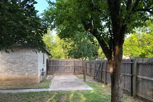 10806 Humington Dr, Austin, TX 78758 - Photo 14