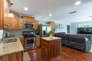 18202 W Reed Parks Rd, Jonestown, TX 78645 - Photo 22