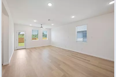 177 Hornet Street, Elgin, TX 78621 - Photo 10