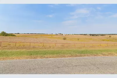 600 County Rd 405, Taylor, TX 76574 - Photo 2