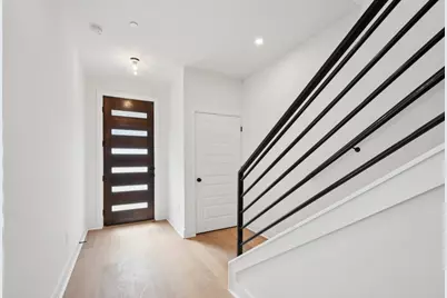 200 W 56th Street #5104, Austin, TX 78751 - Photo 2