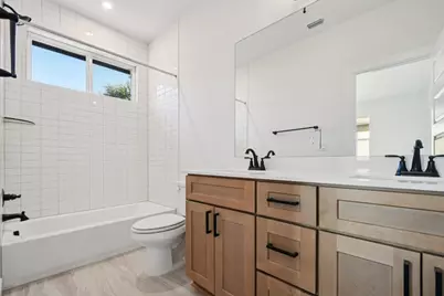 200 W 56th Street #5104, Austin, TX 78751 - Photo 28