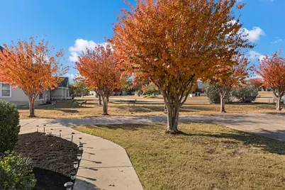 117 W View Drive, Georgetown, TX 78628 - Photo 2