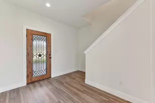 113 Callie St, Smithville, TX 78957 - Photo 6