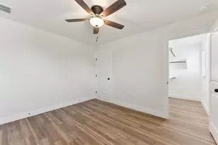 113 Callie St, Smithville, TX 78957 - Photo 32