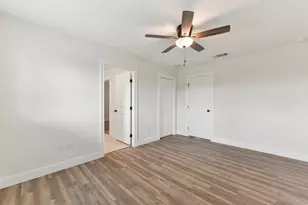 113 Callie St, Smithville, TX 78957 - Photo 26