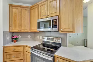 203 Dunkeld Dr, Spicewood, TX 78669 - Photo 12