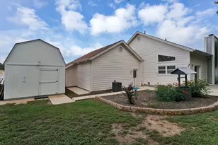 203 Dunkeld Dr, Spicewood, TX 78669 - Photo 32