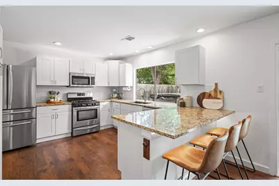 2526 McGregor Drive, Austin, TX 78745 - Photo 6