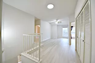 13329 Black Canyon Dr, Austin, TX 78729 - Photo 10