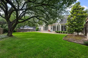 8004 Bottlebrush Dr, Austin, TX 78750 - Photo 32