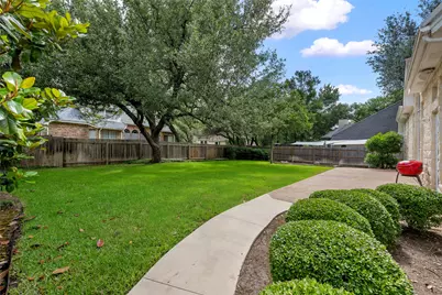 8004 Bottlebrush Drive, Austin, TX 78750 - Photo 28