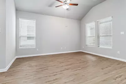 101 Gunner Road, Buda, TX 78610 - Photo 8