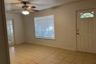 42 Waller St, Austin, TX 78702 - Photo 4