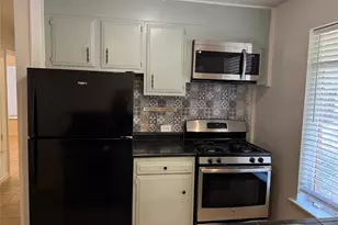 42 Waller St, Austin, TX 78702 - Photo 6