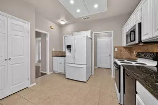 604 Greenslope Cir, Pflugerville, TX 78660 - Photo 10