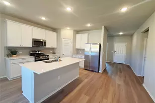 12200 Dillon Fls Dr, Austin, TX 78747 - Photo 6