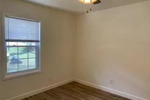 510 Ave F Ave, Marble Falls, TX 78654 - Photo 8