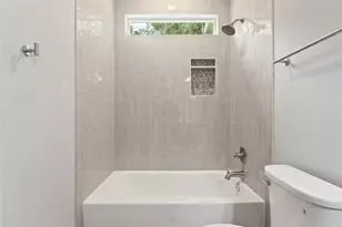 240 Shadow Oak Dr, Bastrop, TX 78602 - Photo 22