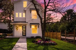 2301 E 10th St, Austin, TX 78702 - Photo 1
