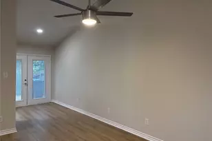 1015 E Yager Ln, Austin, TX 78753 - Photo 12