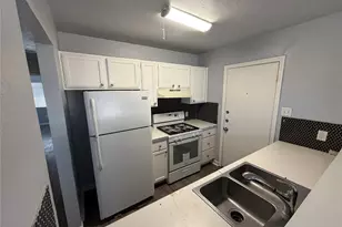 1431 Hyridge Cir, Round Rock, TX 78664 - Photo 4