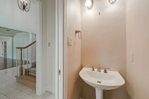 7615 Yaupon Dr, Austin, TX 78759 - Photo 4