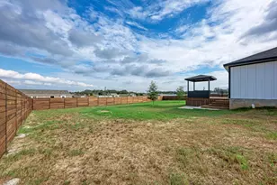 251 Estrella Ln, Bastrop, TX 78602 - Photo 34