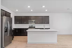 224 Fairfax Ave, San Marcos, TX 78666 - Photo 4