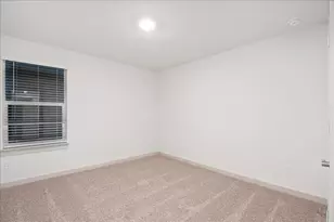 224 Fairfax Ave, San Marcos, TX 78666 - Photo 12