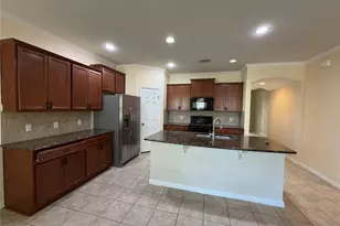 19904 Wearyall Hill Ln, Pflugerville, TX 78660 - Photo 4