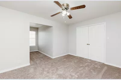 212 Sandstone Drive #H, Jarrell, TX 76537 - Photo 16