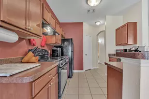 411 Estate Dr, Hutto, TX 78634 - Photo 6