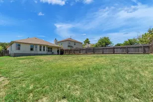 411 Estate Dr, Hutto, TX 78634 - Photo 14