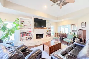 1911 Clubhouse Hill Dr, Spicewood, TX 78669 - Photo 4
