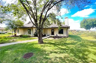 1911 Clubhouse Hill Dr, Spicewood, TX 78669 - Photo 2