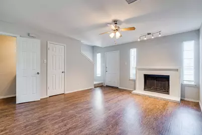 1830 River Crossing Circle #B, Austin, TX 78741 - Photo 6