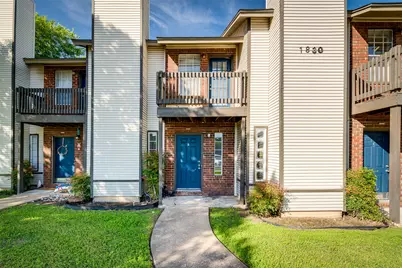 1830 River Crossing Circle #B, Austin, TX 78741 - Photo 1