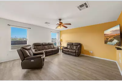 1189 Shadow Creek Boulevard, Buda, TX 78610 - Photo 4