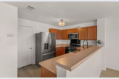 1189 Shadow Creek Boulevard, Buda, TX 78610 - Photo 6