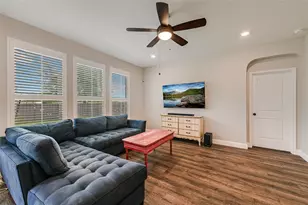 1008 Estes Park, Taylor, TX 76574 - Photo 4