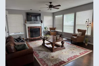 13 Oak View, Round Rock, TX 78664 - Photo 4