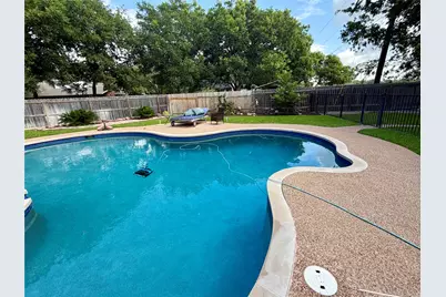 13 Oak View, Round Rock, TX 78664 - Photo 2