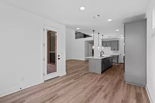 242 Five Mile Crk Wy, Kyle, TX 78640 - Photo 14