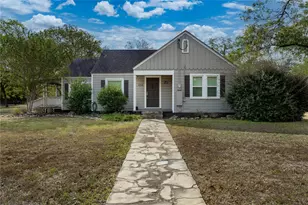414 E Eblin St, La Grange, TX 78945 - Photo 1