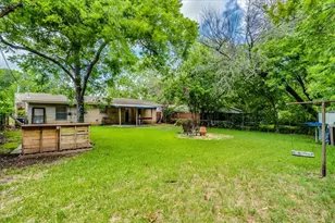 1800 Forestglade Dr, Austin, TX 78745 - Photo 18