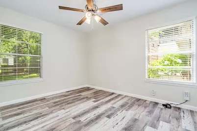 1800 Forestglade Drive, Austin, TX 78745 - Photo 8