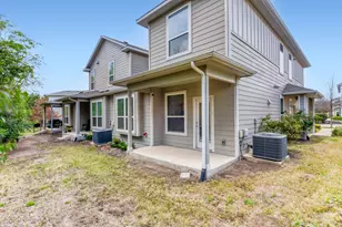 1719 Roseburg Dr, Austin, TX 78754 - Photo 18